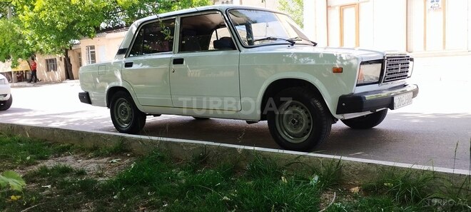 LADA (VAZ) 2107 2009, 114,000 km - 1.6 l - Yevlax