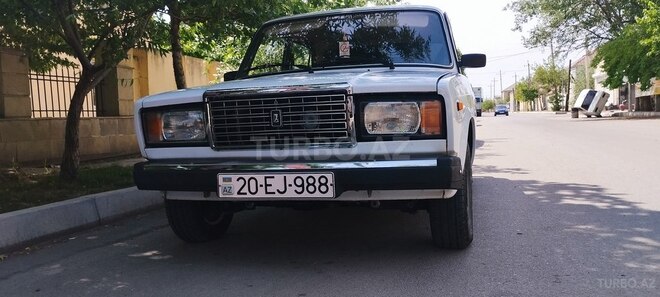 LADA (VAZ) 2107 2009, 114,000 km - 1.6 l - Yevlax