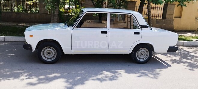 LADA (VAZ) 2107 2009, 114,000 km - 1.6 l - Yevlax