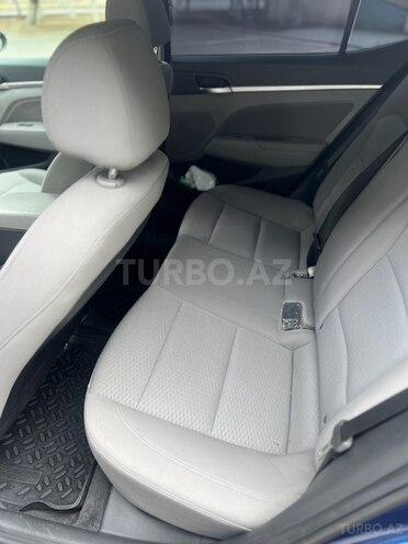 Hyundai Elantra 2019, 132,000 km - 2.0 l - Bakı