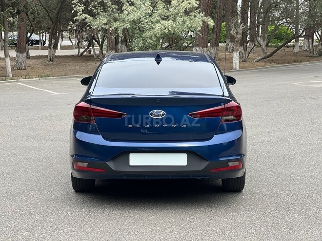 Hyundai Elantra 2019, 132,000 km - 2.0 l - Bakı