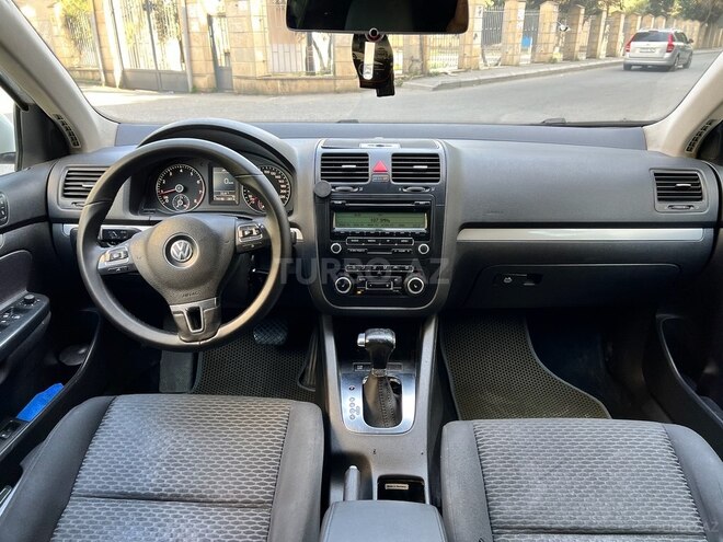 Volkswagen Jetta 2010, 179,000 km - 1.6 l - Bakı