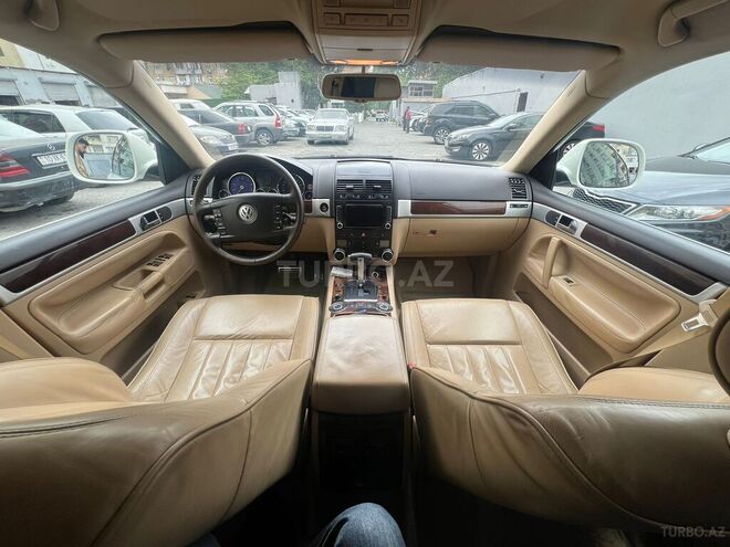 Volkswagen Touareg 2009, 196,000 km - 4.2 л - Bakı