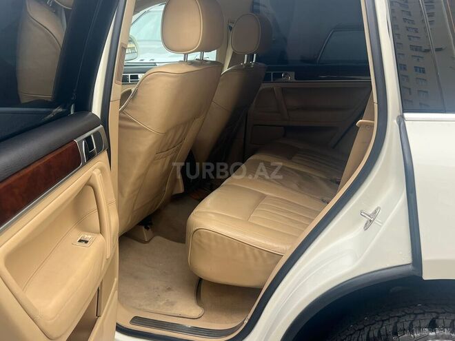 Volkswagen Touareg 2009, 196,000 km - 4.2 л - Bakı