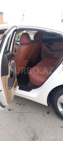 Hyundai Elantra 2013, 273,588 km - 1.8 l - Bakı