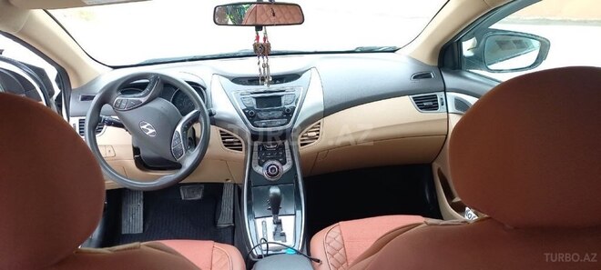Hyundai Elantra 2013, 273,588 km - 1.8 l - Bakı