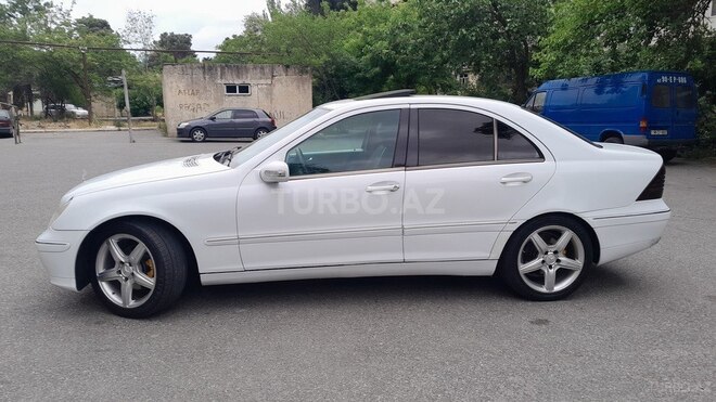 Mercedes C 240 2002, 250,000 km - 2.6 l - Bakı