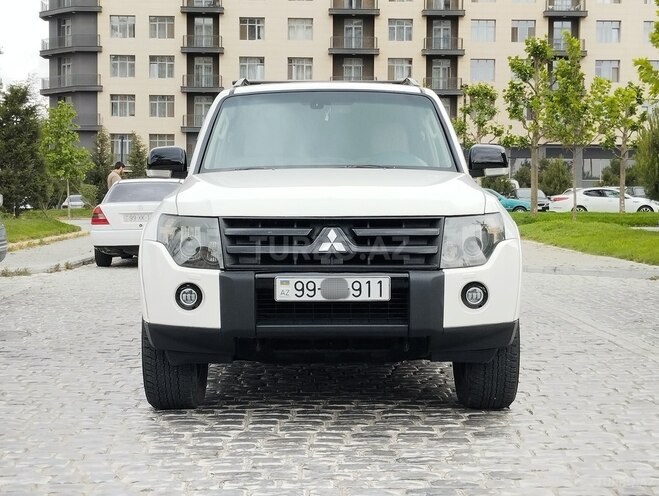 Mitsubishi Pajero 2007, 304,000 km - 3.2 л - Bakı