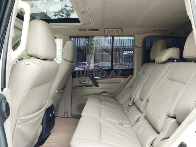 Mitsubishi Pajero 2007, 304,000 km - 3.2 л - Bakı
