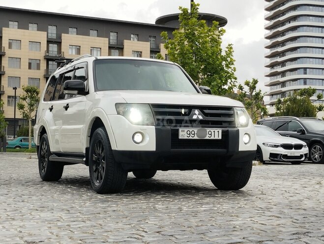 Mitsubishi Pajero 2007, 304,000 km - 3.2 л - Bakı