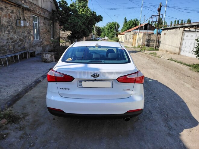 Kia Cerato 2015, 136,794 km - 2.0 l - Gəncə