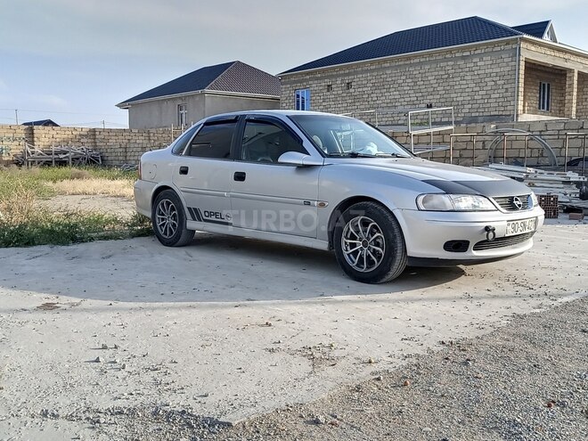 Opel Vectra 1998, 225,543 km - 1.8 l - Sumqayıt