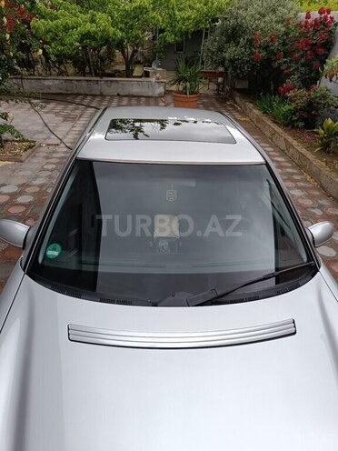 Mercedes E 240 1999, 268,000 km - 2.6 л - Xırdalan