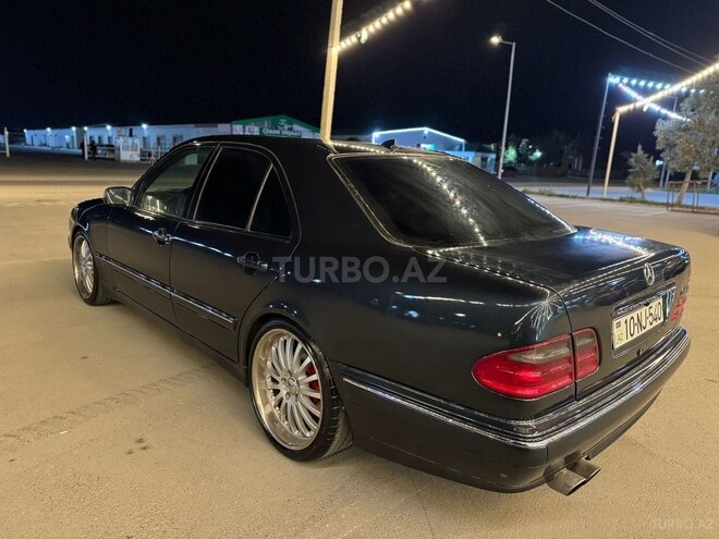 Mercedes E 240 2000, 335,000 km - 2.4 l - Bakı