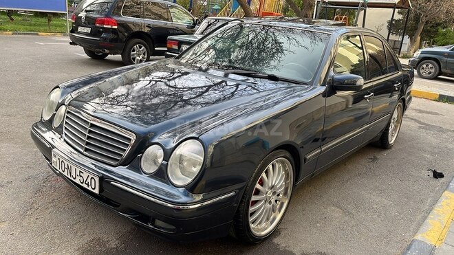 Mercedes E 240 2000, 335,000 km - 2.4 l - Bakı