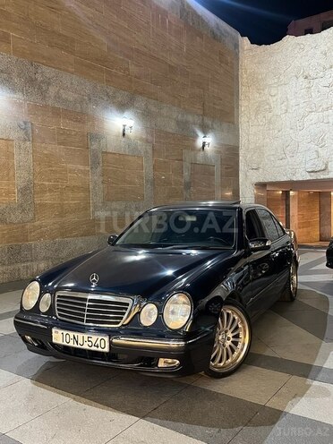 Mercedes E 240 2000, 335,000 km - 2.4 l - Bakı
