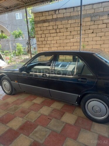 Mercedes 190 1993, 483,839 km - 2.0 l - Cəlilabad