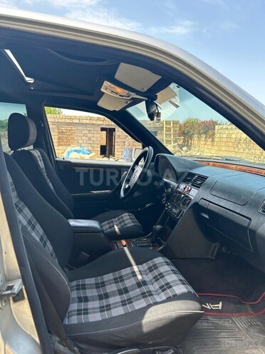 Mercedes C 250 1996, 698,000 km - 2.5 l - Xırdalan
