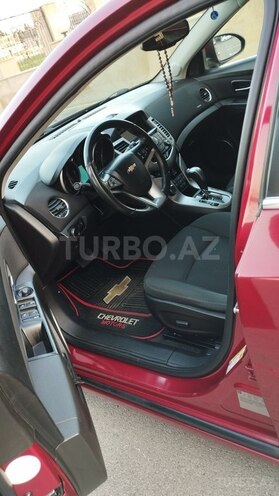 Chevrolet Cruze 2011, 145,300 km - 1.4 л - Qax