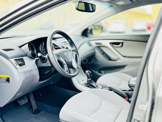 Hyundai Elantra 2015, 96,700 km - 1.8 l - Bakı