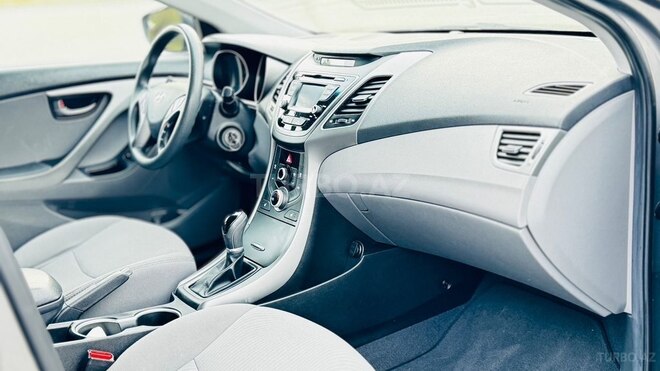 Hyundai Elantra 2015, 96,700 km - 1.8 l - Bakı