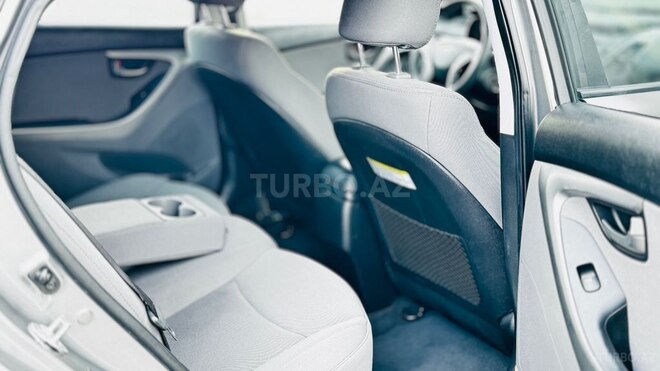 Hyundai Elantra 2015, 96,700 km - 1.8 l - Bakı