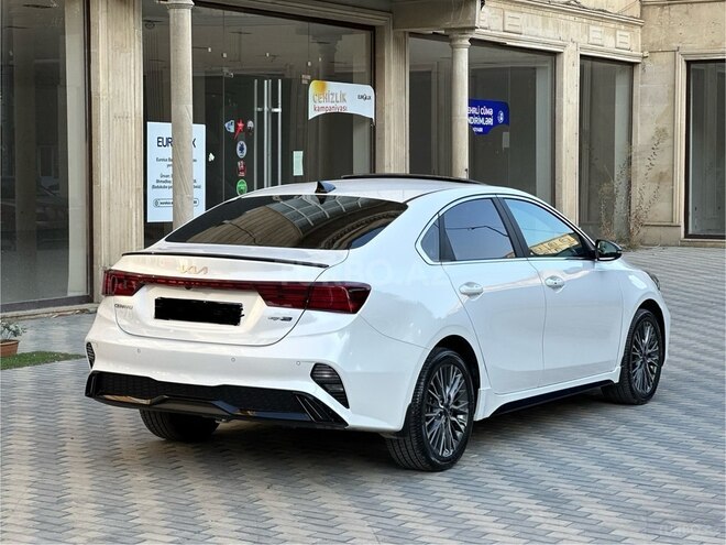Kia Cerato 2022, 15,000 km - 2.0 л - Bakı