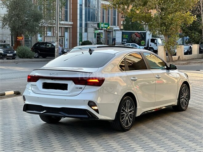 Kia Cerato 2022, 15,000 km - 2.0 л - Bakı