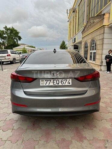 Hyundai Elantra 2018, 26,500 km - 2.0 l - Bakı