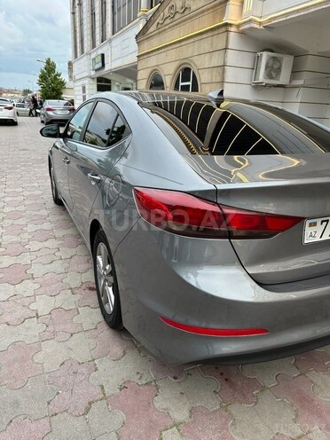 Hyundai Elantra 2018, 26,500 km - 2.0 l - Bakı