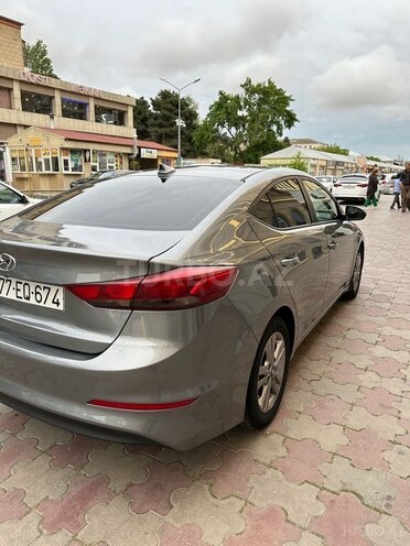 Hyundai Elantra 2018, 26,500 km - 2.0 l - Bakı