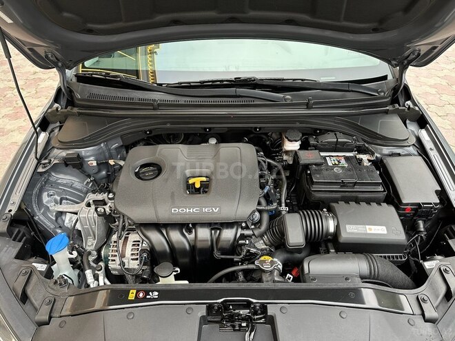 Hyundai Elantra 2018, 26,500 km - 2.0 l - Bakı