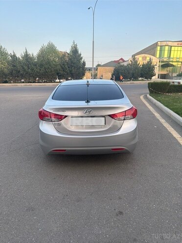 Hyundai Elantra 2014, 124,768 km - 1.8 l - Gəncə