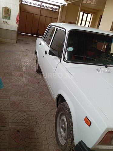 LADA (VAZ) 2107 2000, 99,000 km - 1.6 l - Samux