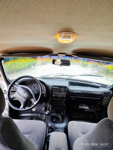GAZ 3110 1999, 245,000 km - 2.3 l - Tovuz