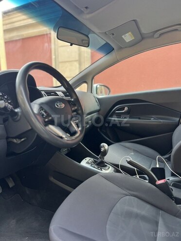 Kia Rio 2015, 133,000 km - 1.6 л - Bakı