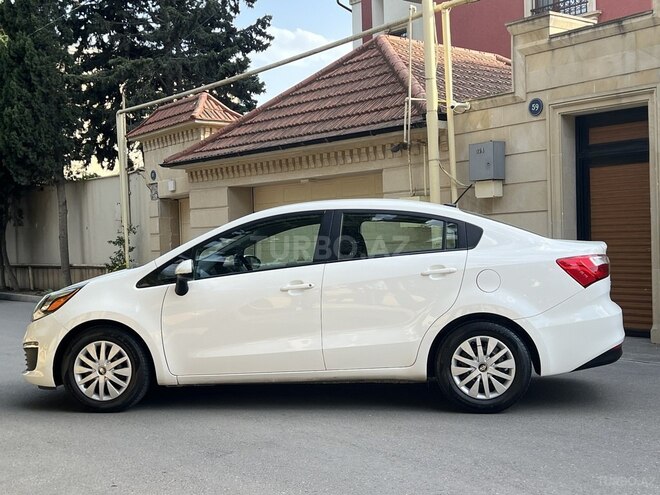 Kia Rio 2015, 133,000 km - 1.6 л - Bakı