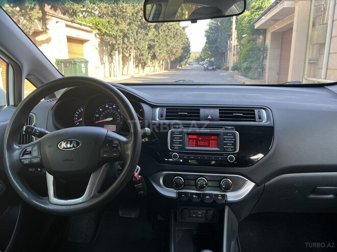 Kia Rio 2015, 133,000 km - 1.6 л - Bakı