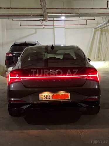 Hyundai Elantra 2022, 18,000 km - 1.6 l - Bakı
