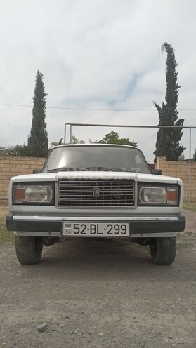 LADA (VAZ) 2107 2004, 99,000 km - 1.6 l - Salyan