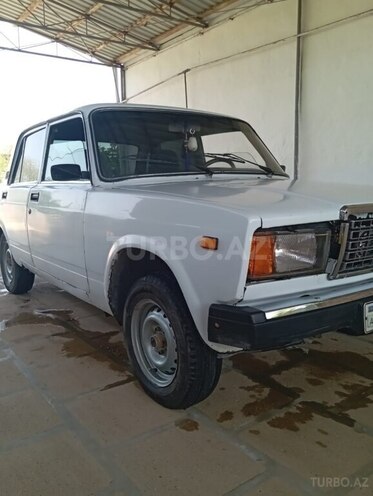 LADA (VAZ) 2107 2003, 99,582 km - 1.6 l - Salyan