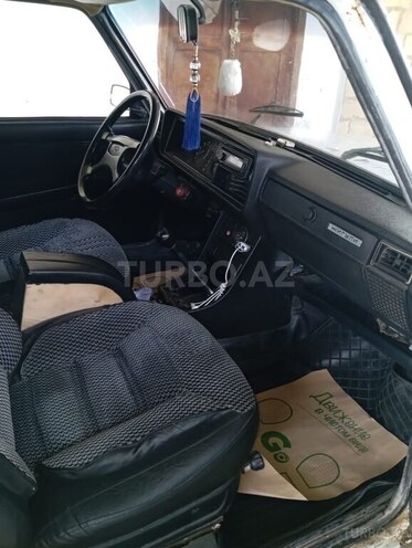 LADA (VAZ) 2107 2003, 99,582 km - 1.6 l - Salyan