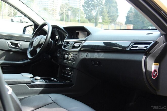 Mercedes E 220 d 2011, 322,000 km - 2.2 l - Bakı