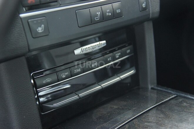 Mercedes E 220 d 2011, 322,000 km - 2.2 l - Bakı