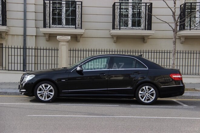 Mercedes E 220 d 2011, 322,000 km - 2.2 l - Bakı