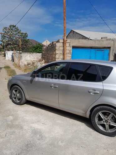 Kia Ceed 2008, 330,000 km - 1.6 л - Bakı