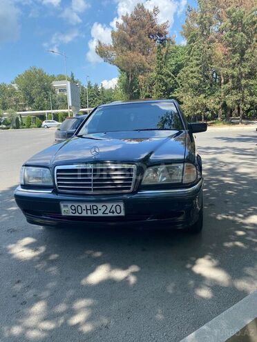 Mercedes C 240 1999, 400,000 km - 2.4 l - Şəki