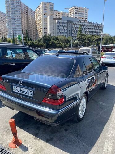 Mercedes C 240 1999, 400,000 km - 2.4 l - Şəki