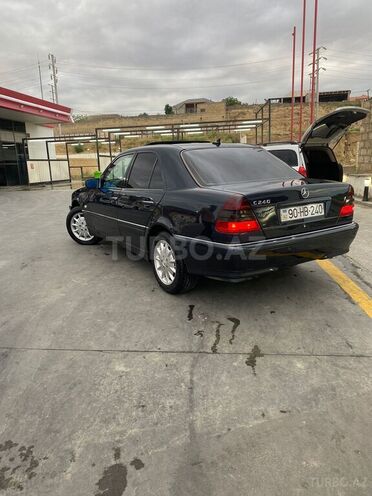 Mercedes C 240 1999, 400,000 km - 2.4 l - Şəki
