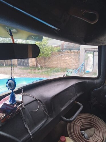 ZIL 130 1989, 330,000 km - 6.0 l - Quba